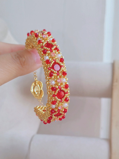 Luxury Handmade Pearl & Seed Bead Acrylic Bangle Bracelet – Elegant Bridal Jewelry Gift